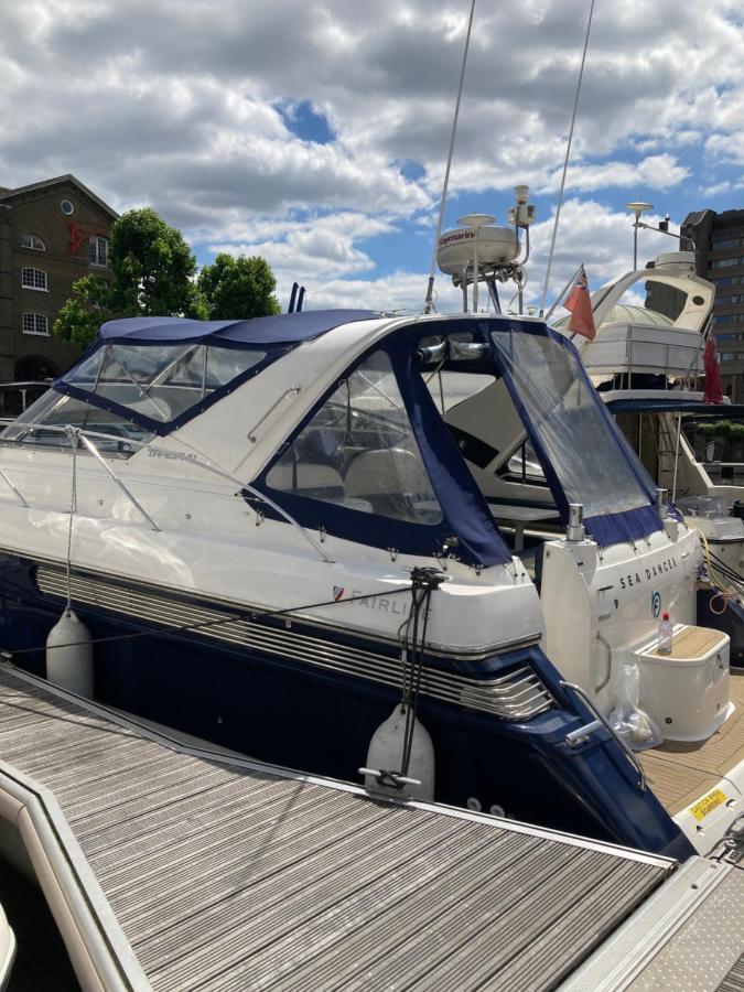 Entire Boat At St Katherine Docks 2 Available Select Using Room Options London Ngoại thất bức ảnh